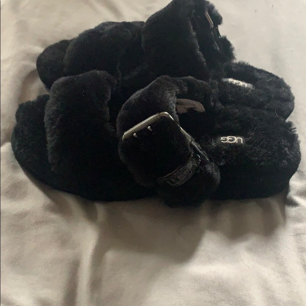 Ugg Black Slippers Size 6, Brand New With Out Tags